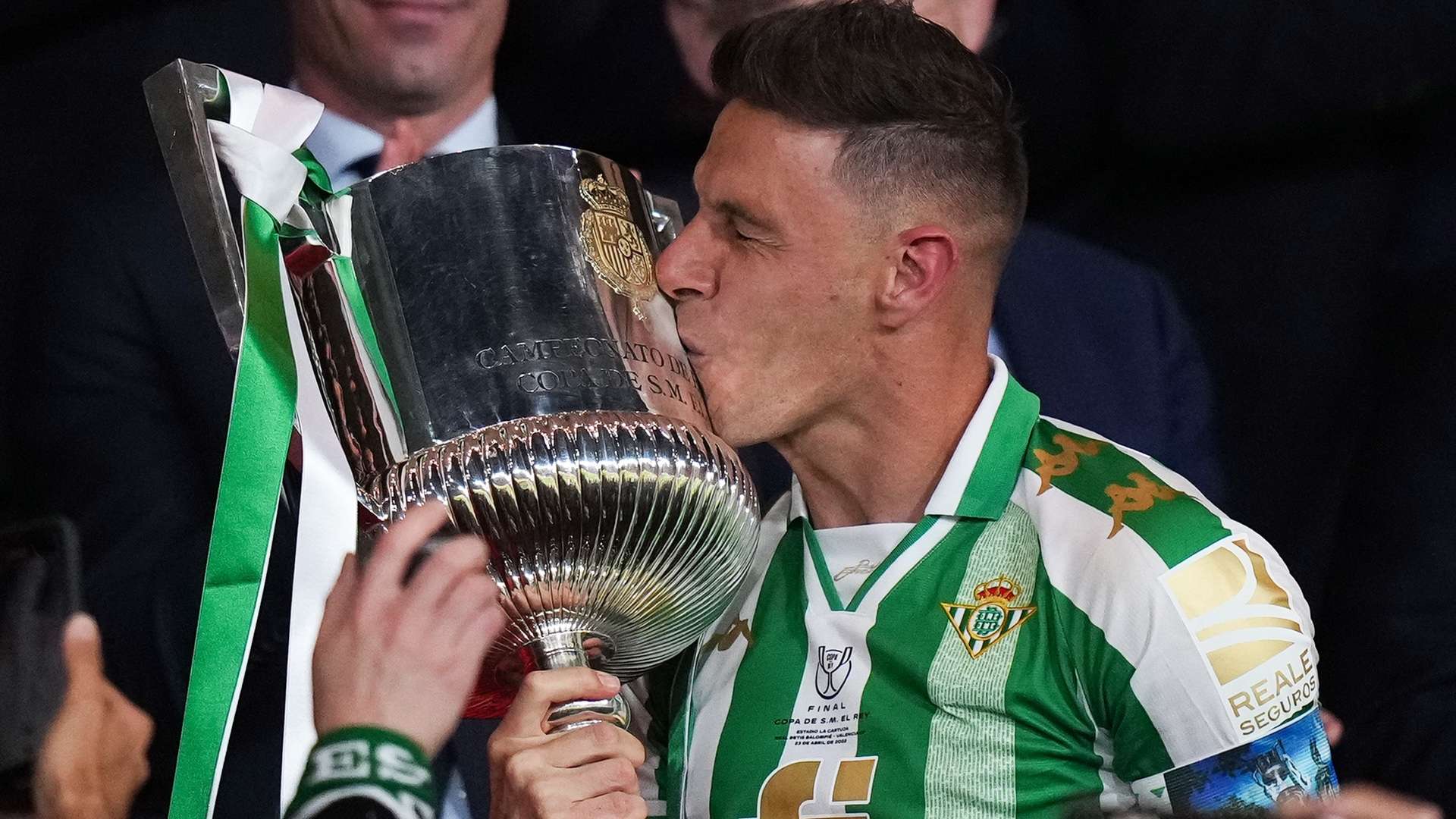 更在判断对 更在判断对