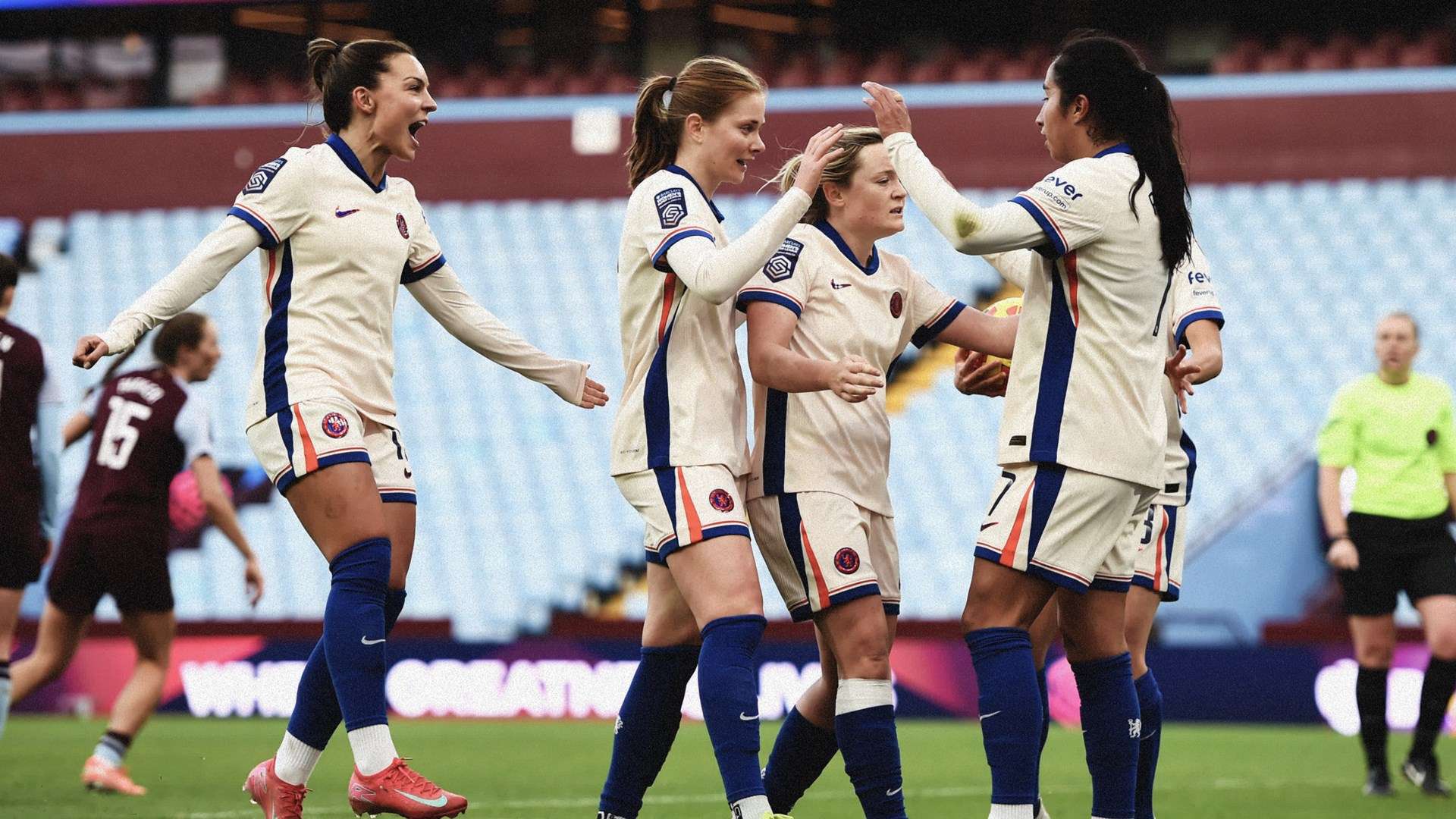 西班牙足球豪门俱乐部揭晓全球十大顶尖球队的荣耀与传奇