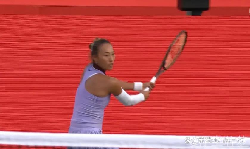 郑钦文草地赛首战艰难取胜 郑钦文草地赛首战艰难取胜