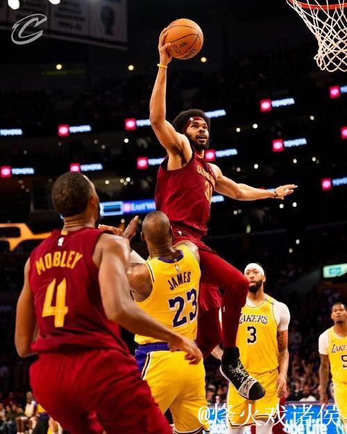 40岁詹皇砍23分 阿伦27+14 骑士击败湖人豪取8连胜